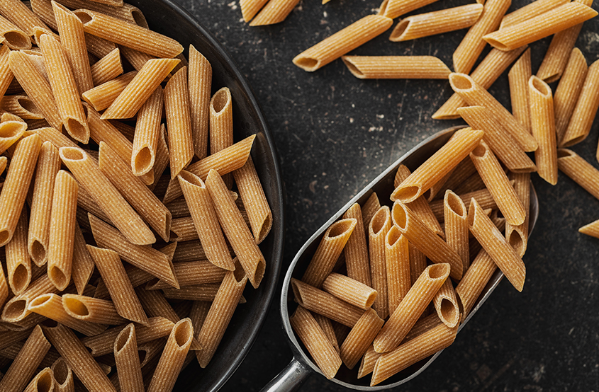 Tabağın içindeki penne makarna