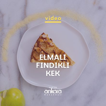 Tabağın içindeki Elmalı Fındıklı Kek