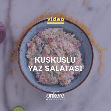 Tabağın içerisindeki kuskuslu yaz salatası